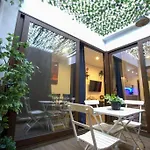 Rentalsevilla Looks Pretty And Modern