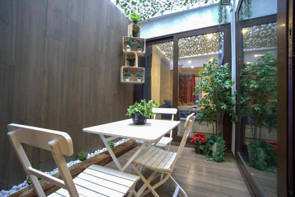 Appartement Rentalsevilla Looks Pretty And Modern Séville