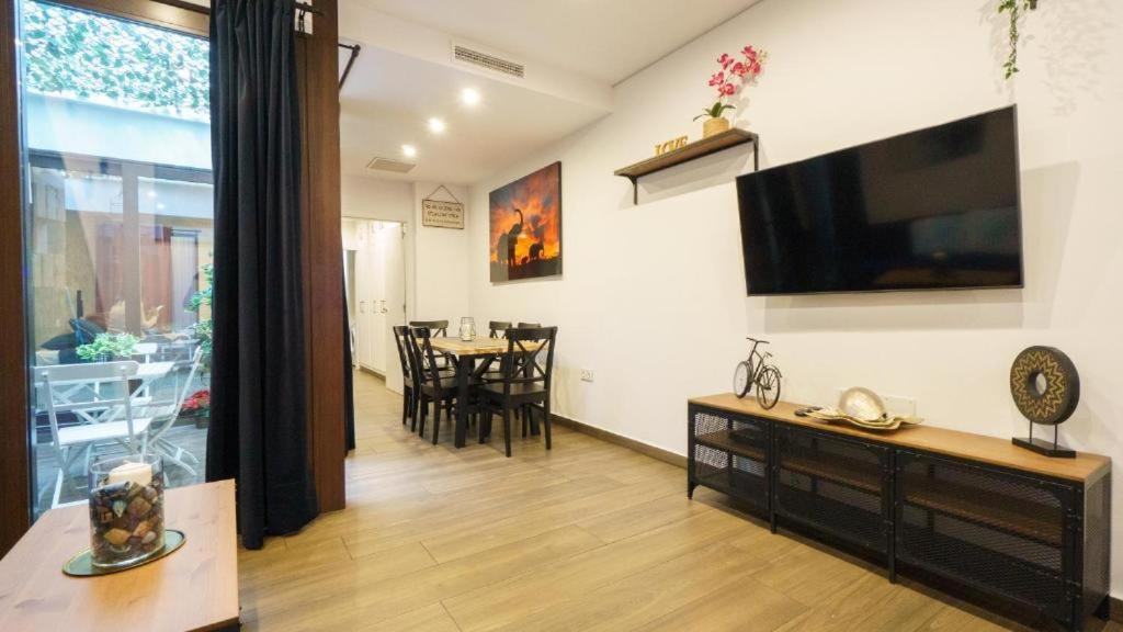 Appartement Rentalsevilla Looks Pretty And Modern *